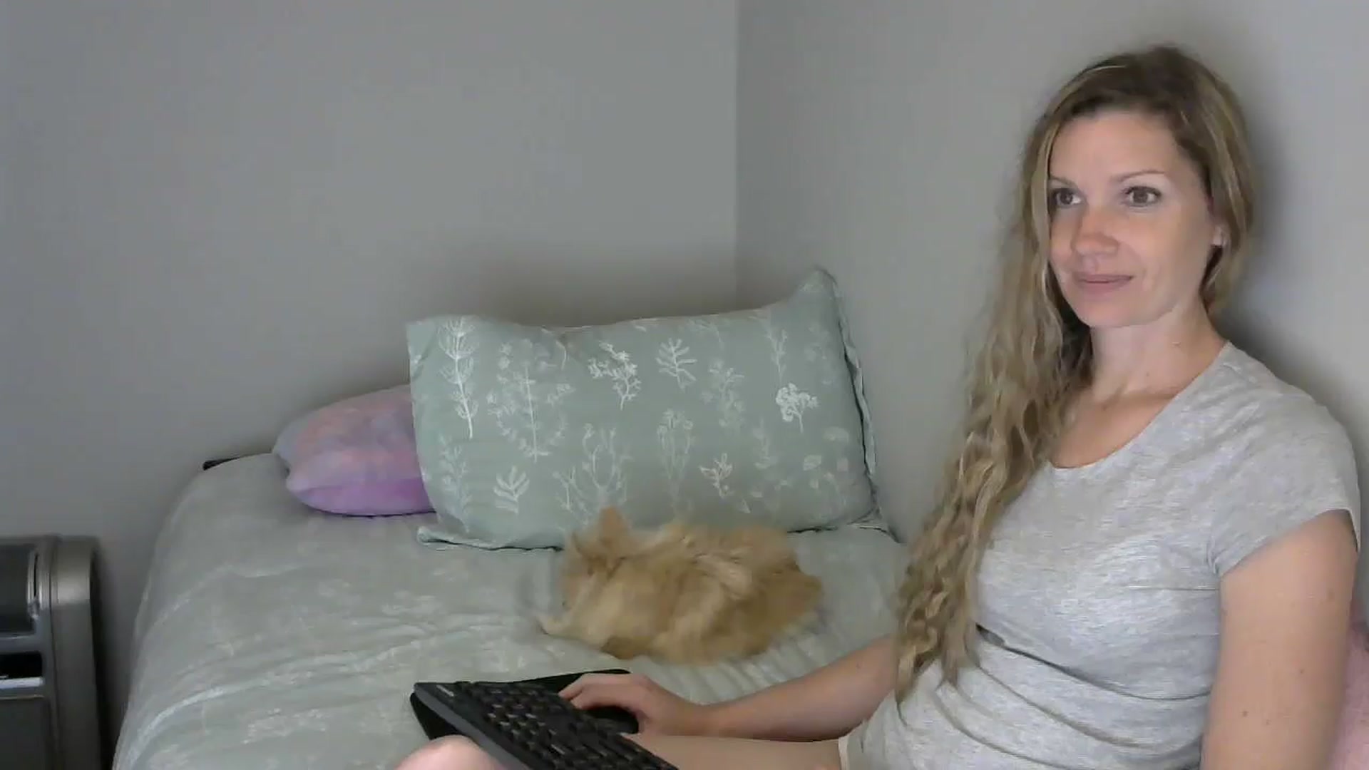 Gallery image thumbnail from SouthernNsexi's myfreecams stream on, 04/28/2024, 14:48 image 18 of 20