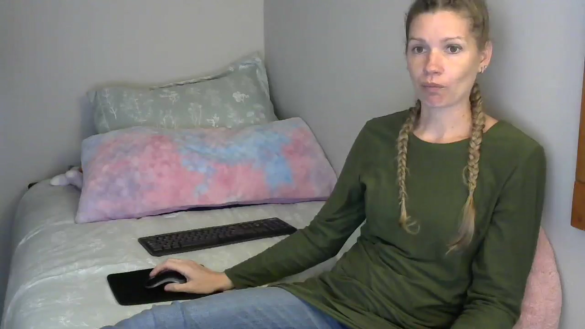 Gallery image thumbnail from SouthernNsexi's myfreecams stream on, 05/03/2024, 14:11 image 4 of 20