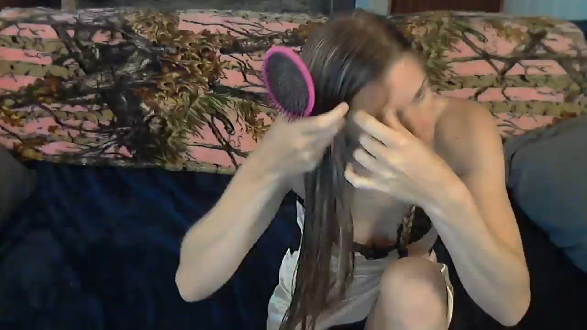 Gallery image thumbnail from SouthernNsexi's myfreecams stream on, 05/04/2024, 13:26 image 11 of 20