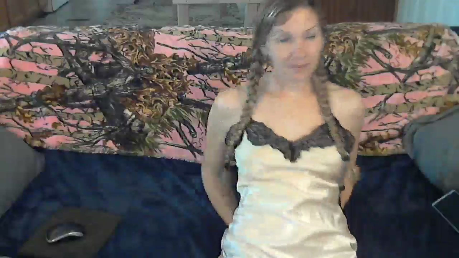Gallery image thumbnail from SouthernNsexi's myfreecams stream on, 05/04/2024, 15:19 image 15 of 20