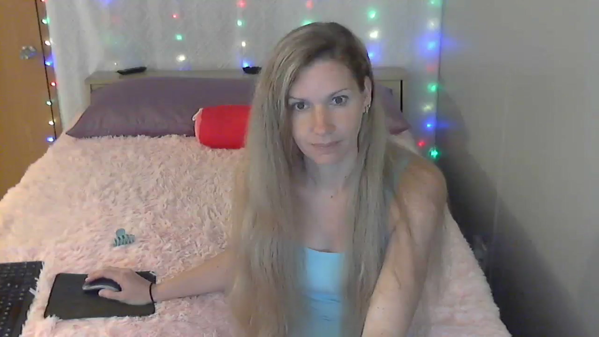 Gallery image thumbnail from SouthernNsexi's myfreecams stream on, 05/07/2024, 14:05 image 2 of 20