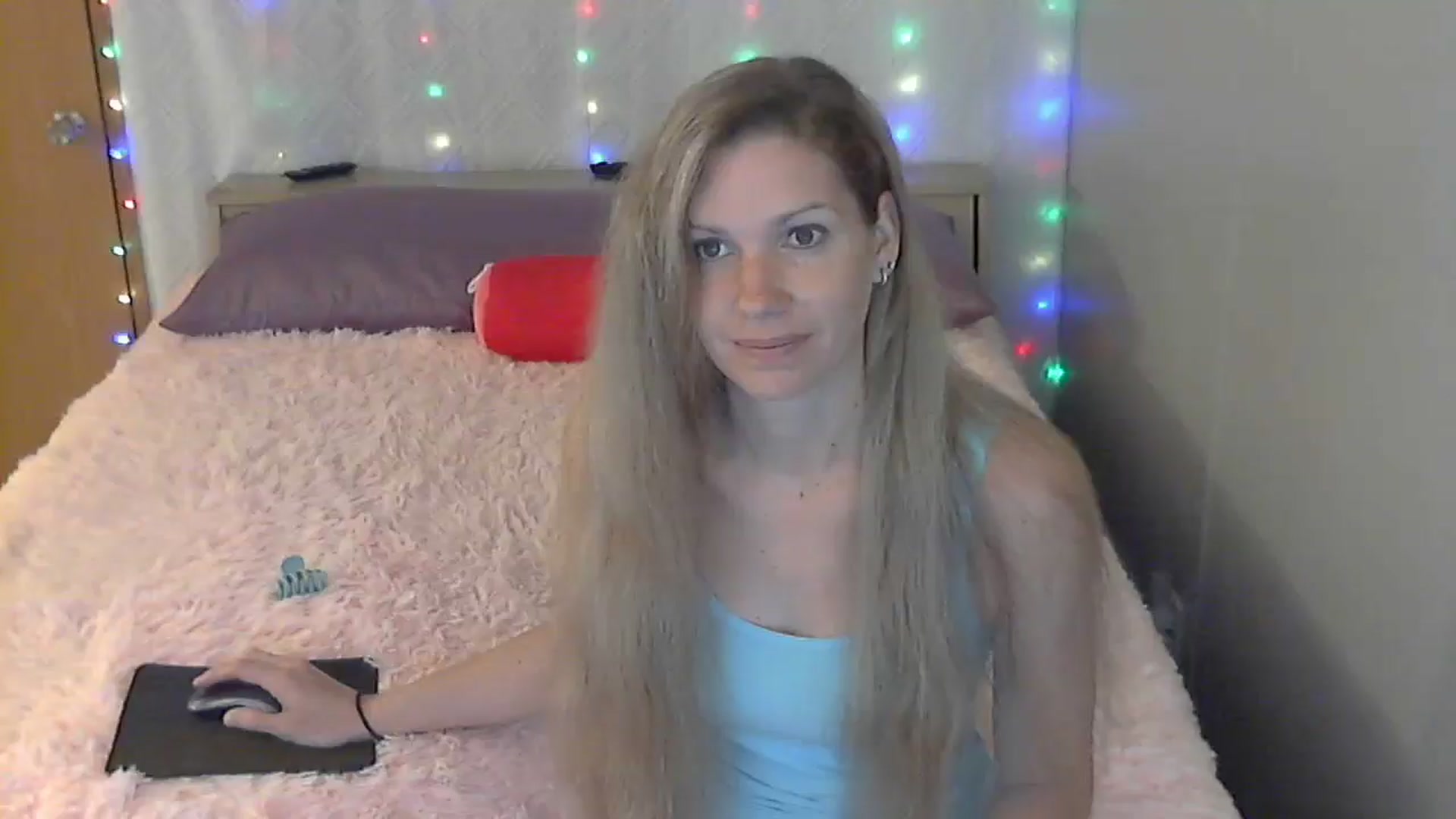Gallery image thumbnail from SouthernNsexi's myfreecams stream on, 05/07/2024, 14:05 image 3 of 20
