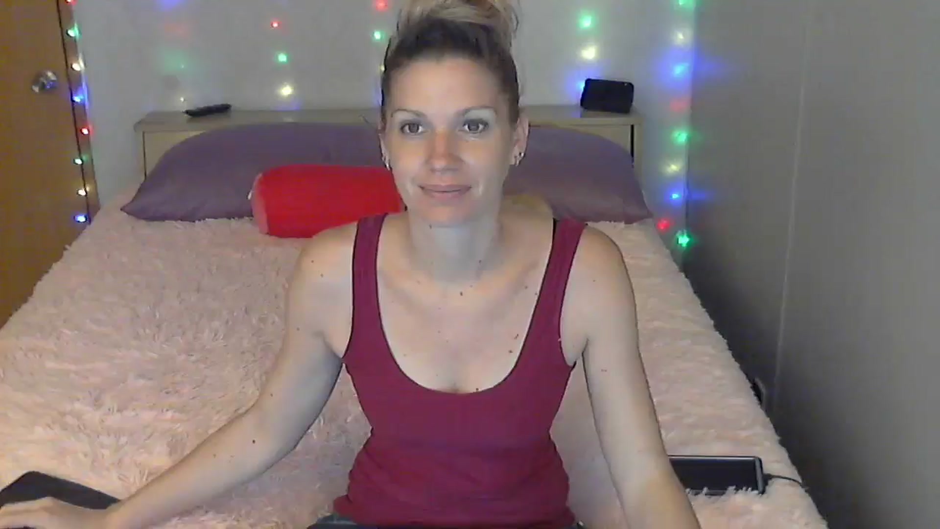 Gallery image thumbnail from SouthernNsexi's myfreecams stream on, 05/12/2024, 13:05 image 13 of 20