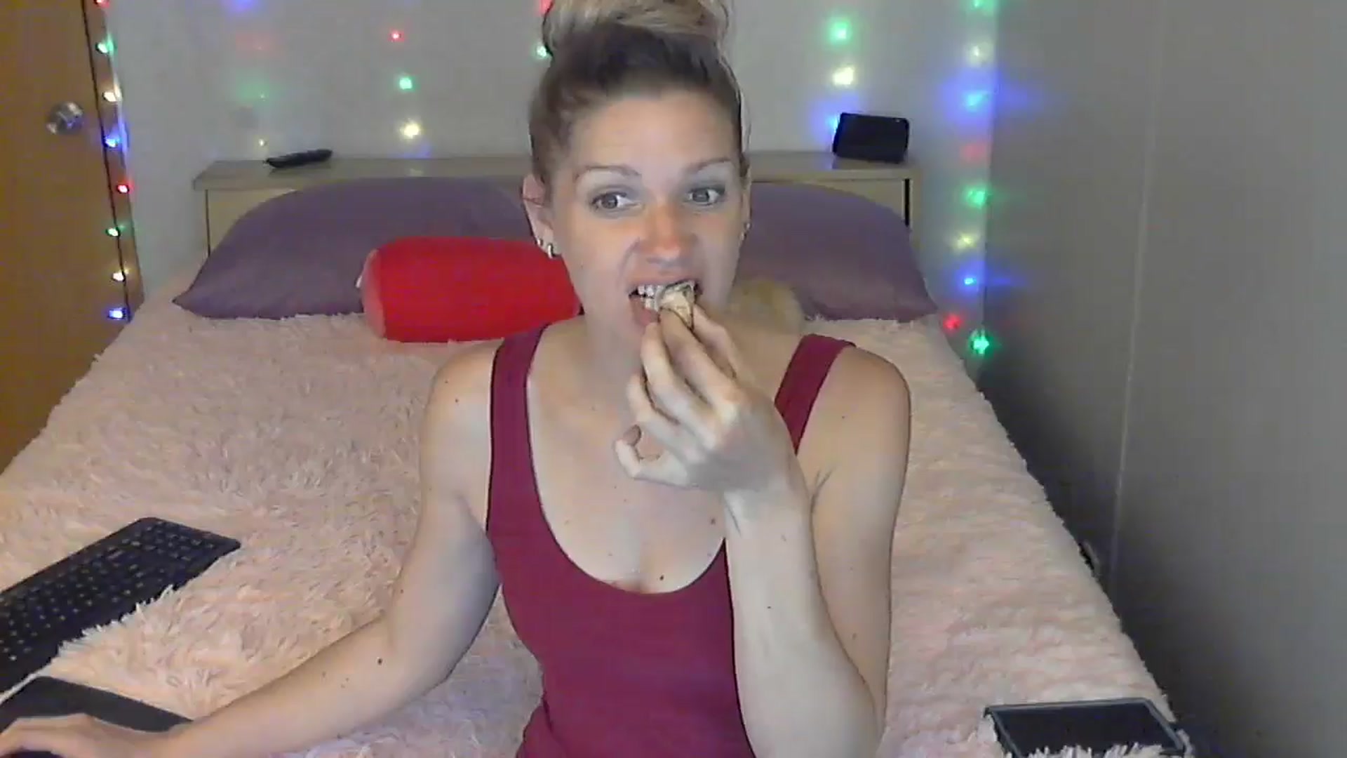 Gallery image thumbnail from SouthernNsexi's myfreecams stream on, 05/12/2024, 13:05 image 20 of 20