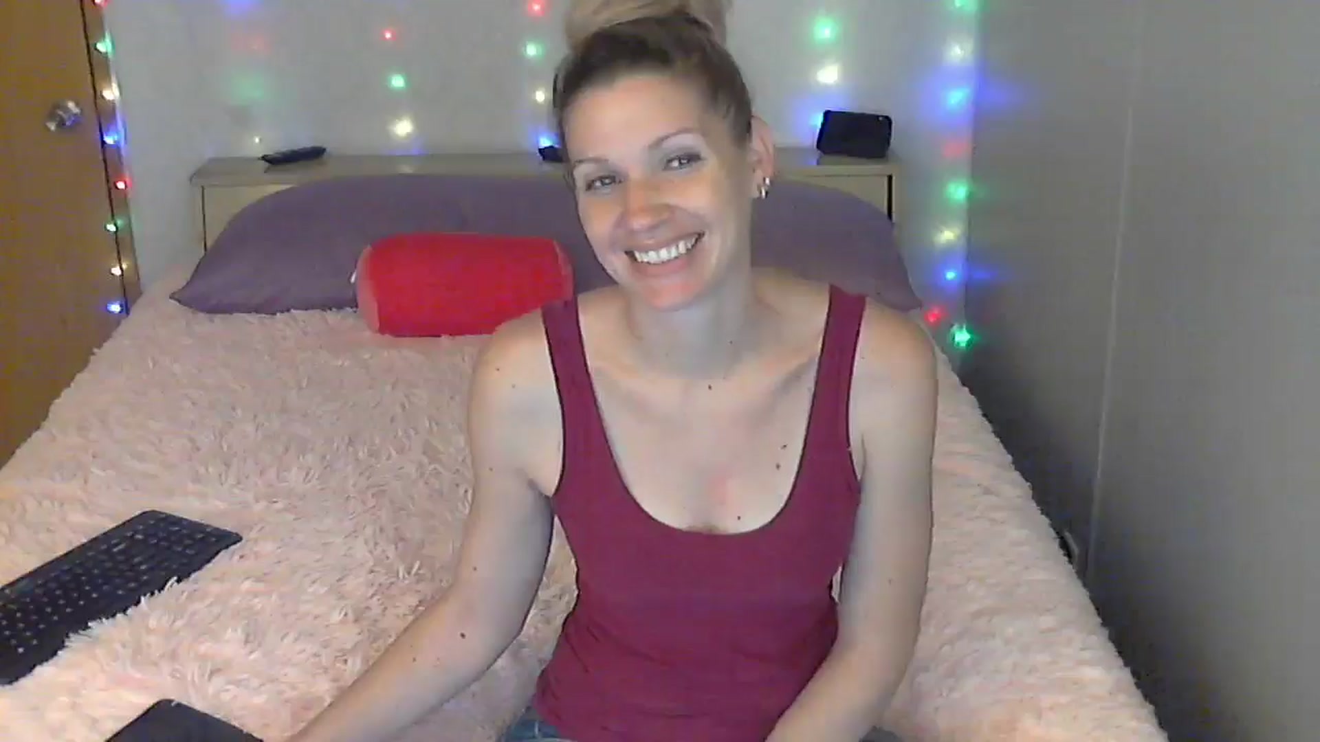Gallery image thumbnail from SouthernNsexi's myfreecams stream on, 05/12/2024, 14:16 image 6 of 20