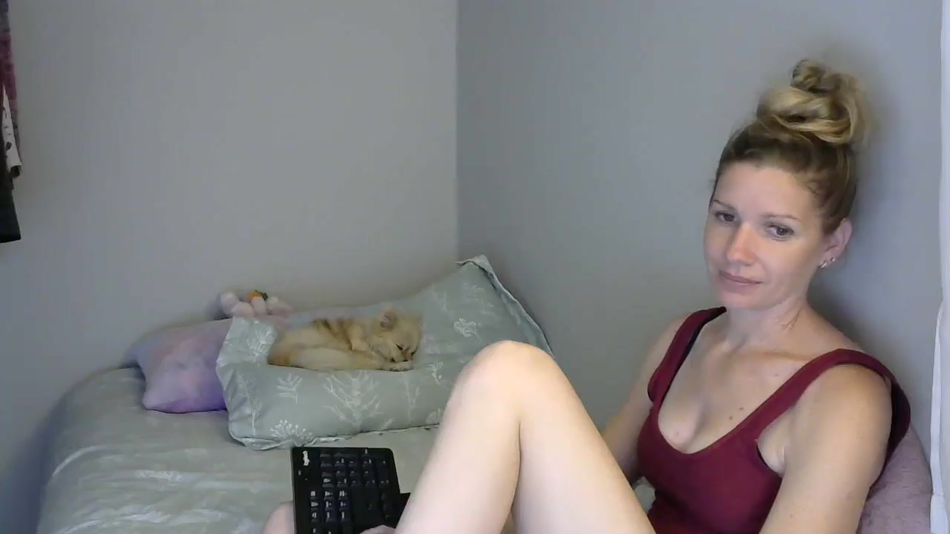 Gallery image thumbnail from SouthernNsexi's myfreecams stream on, 05/13/2024, 13:48 image 14 of 20