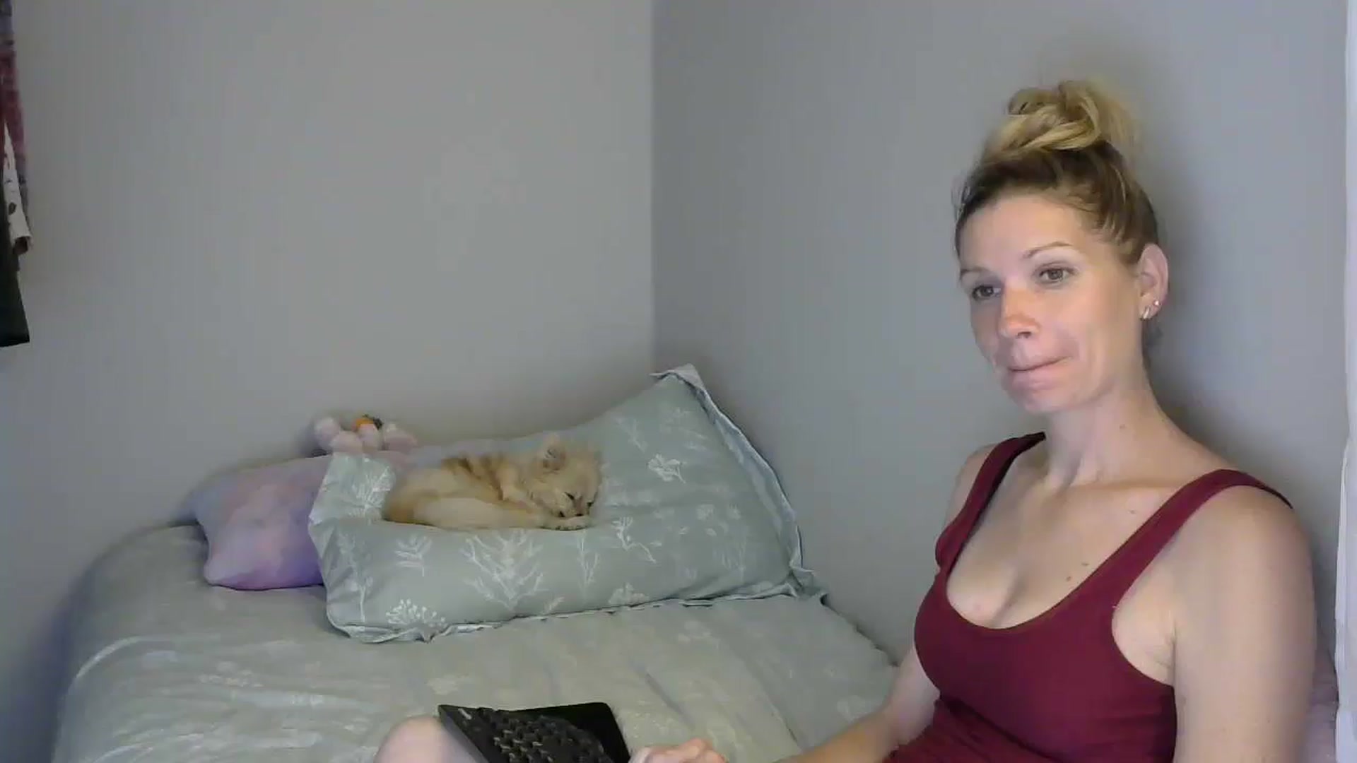 Gallery image thumbnail from SouthernNsexi's myfreecams stream on, 05/13/2024, 13:48 image 13 of 20