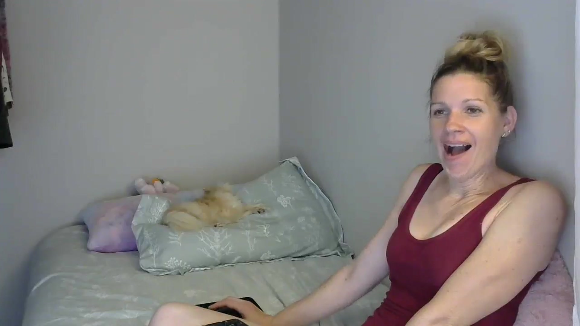 Gallery image thumbnail from SouthernNsexi's myfreecams stream on, 05/13/2024, 14:39 image 3 of 20