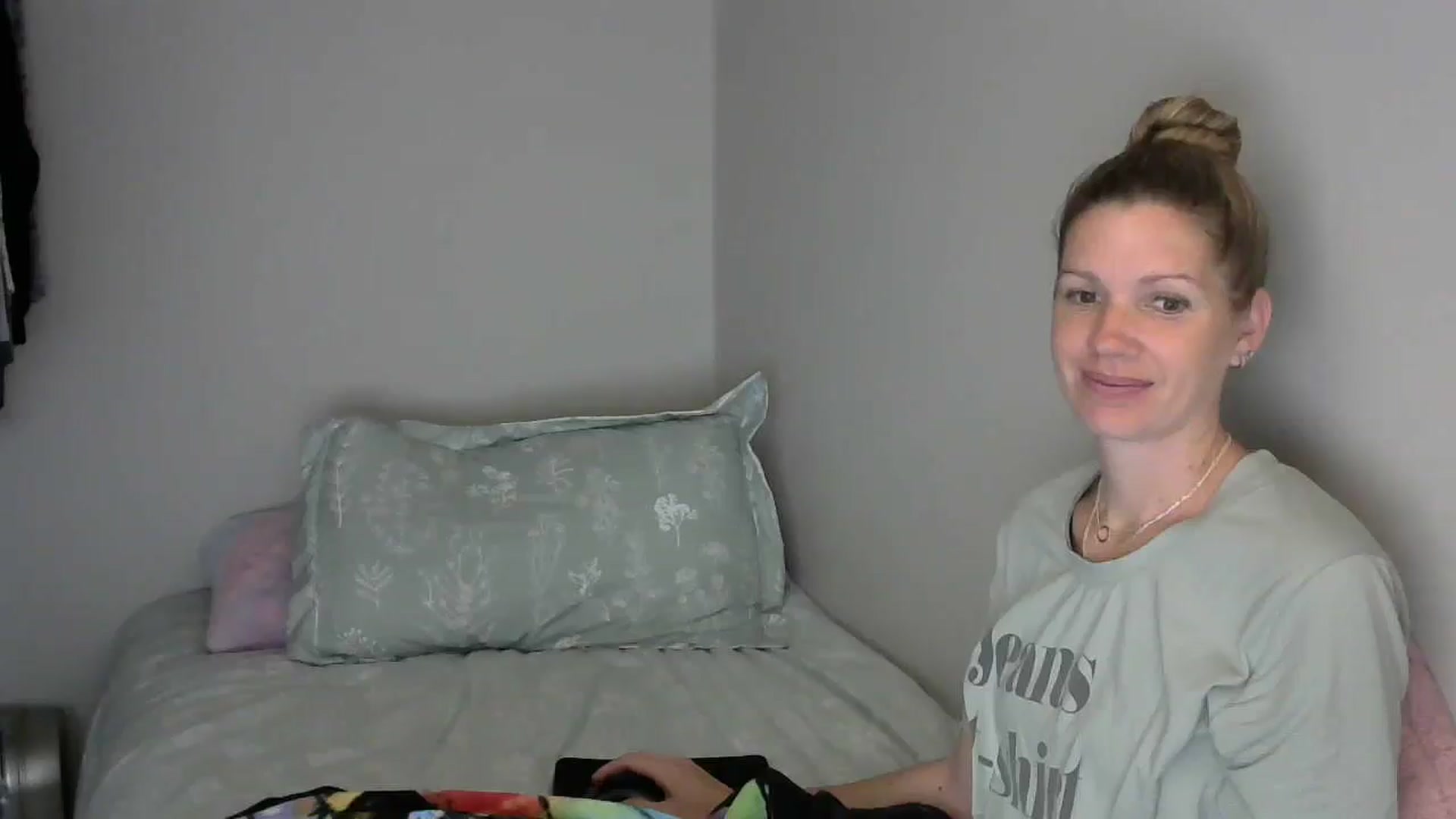 Gallery image thumbnail from SouthernNsexi's myfreecams stream on, 05/16/2024, 14:26 image 17 of 20