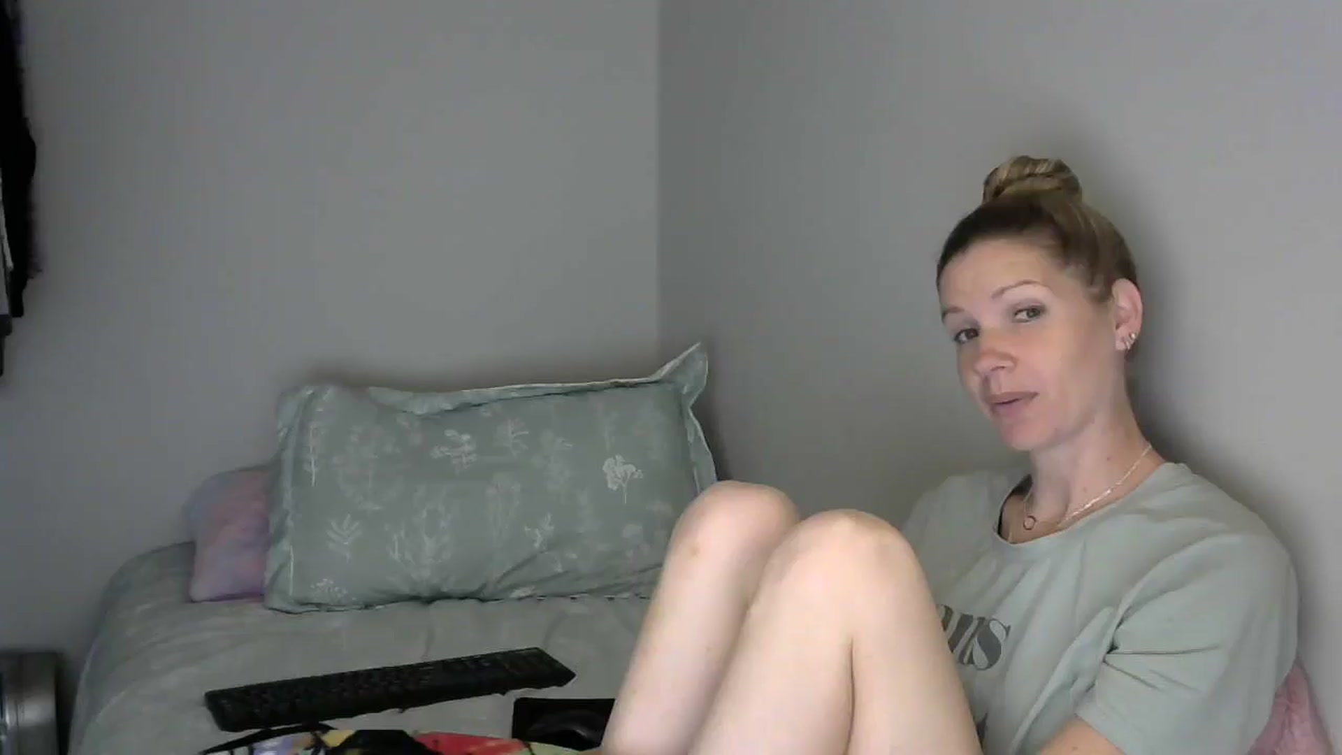 Gallery image thumbnail from SouthernNsexi's myfreecams stream on, 05/16/2024, 14:26 image 14 of 20