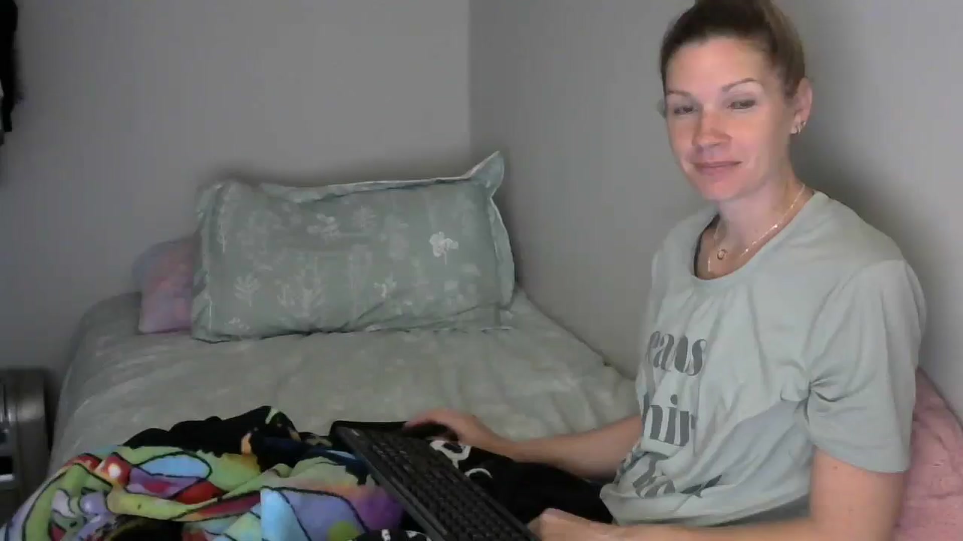 Gallery image thumbnail from SouthernNsexi's myfreecams stream on, 05/16/2024, 14:26 image 1 of 20