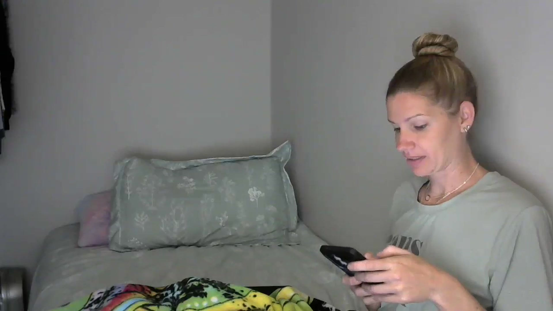 Gallery image thumbnail from SouthernNsexi's myfreecams stream on, 05/16/2024, 14:26 image 6 of 20