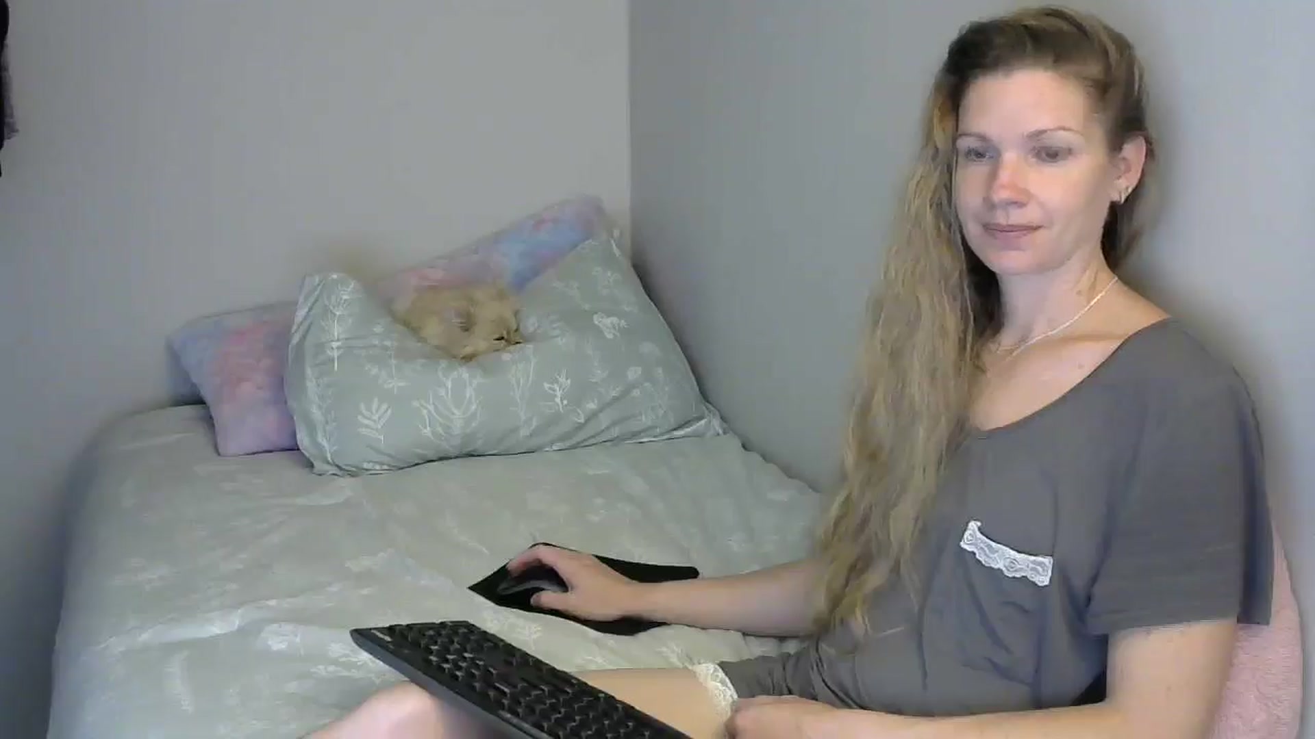 Gallery image thumbnail from SouthernNsexi's myfreecams stream on, 05/17/2024, 14:00 image 9 of 20