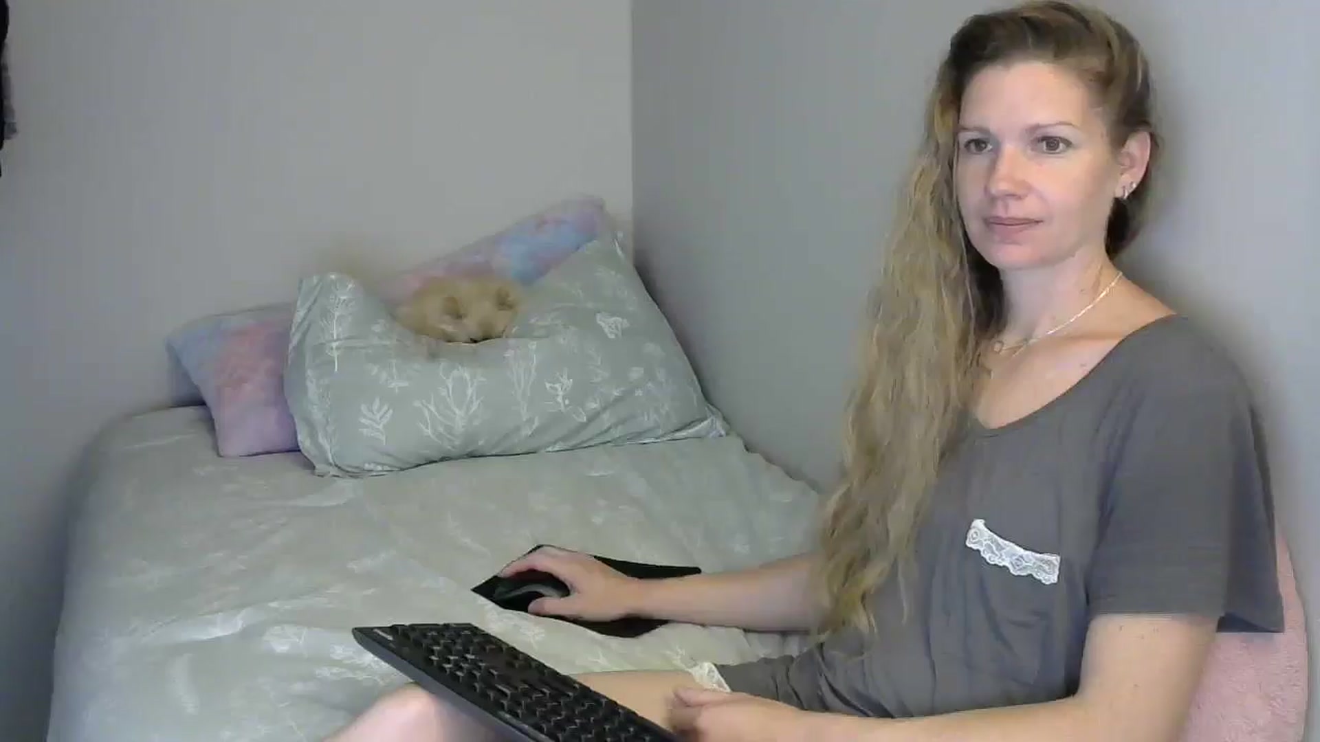 Gallery image thumbnail from SouthernNsexi's myfreecams stream on, 05/17/2024, 14:00 image 8 of 20