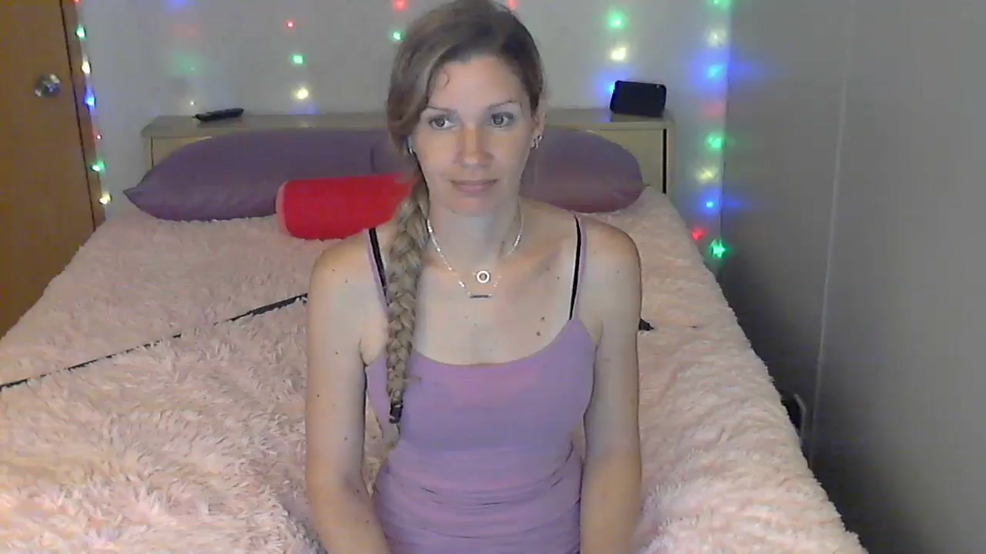 Gallery image thumbnail from SouthernNsexi's myfreecams stream on, 05/21/2024, 14:45 image 12 of 20