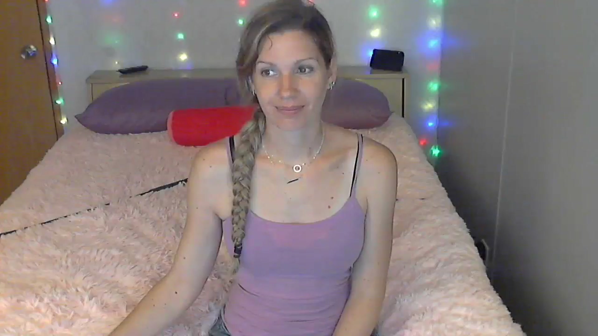 Gallery image thumbnail from SouthernNsexi's myfreecams stream on, 05/21/2024, 14:45 image 13 of 20