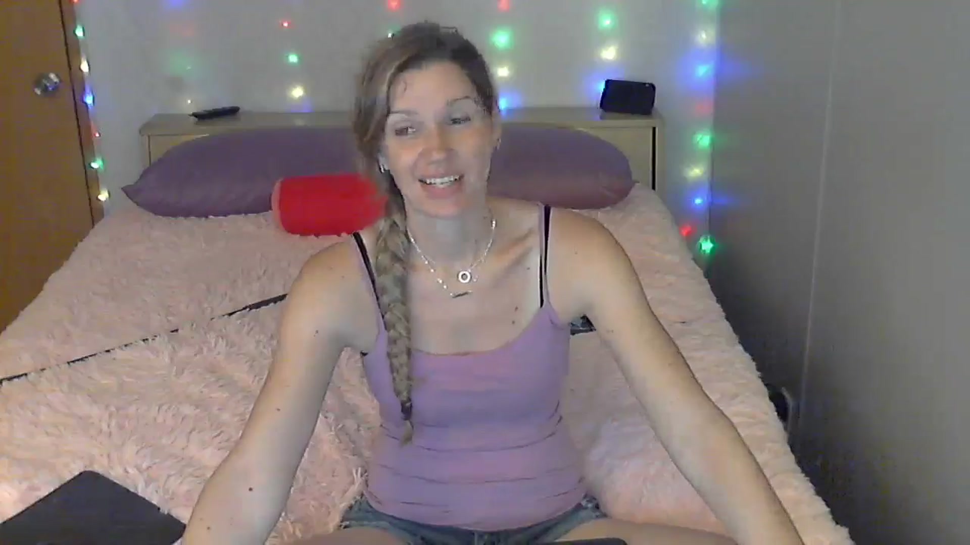 Gallery image thumbnail from SouthernNsexi's myfreecams stream on, 05/21/2024, 14:45 image 10 of 20