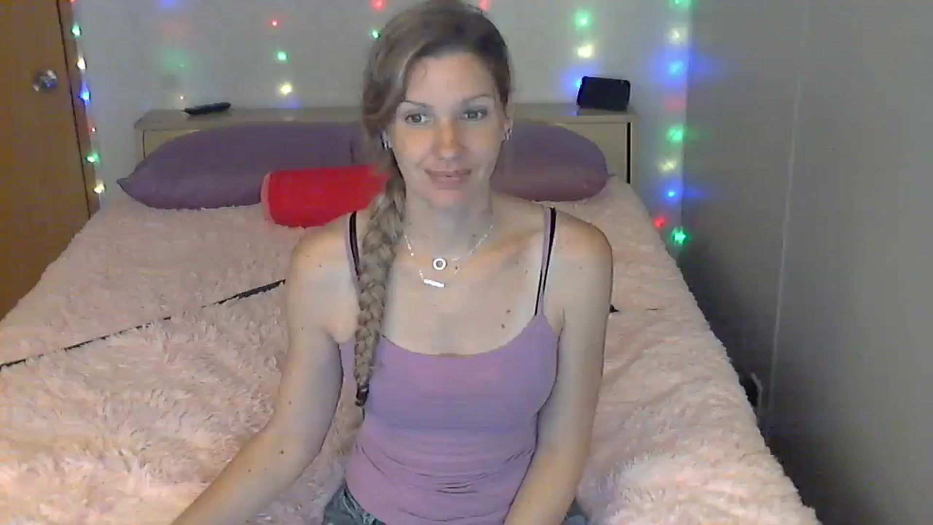 Gallery image thumbnail from SouthernNsexi's myfreecams stream on, 05/21/2024, 14:45 image 6 of 20