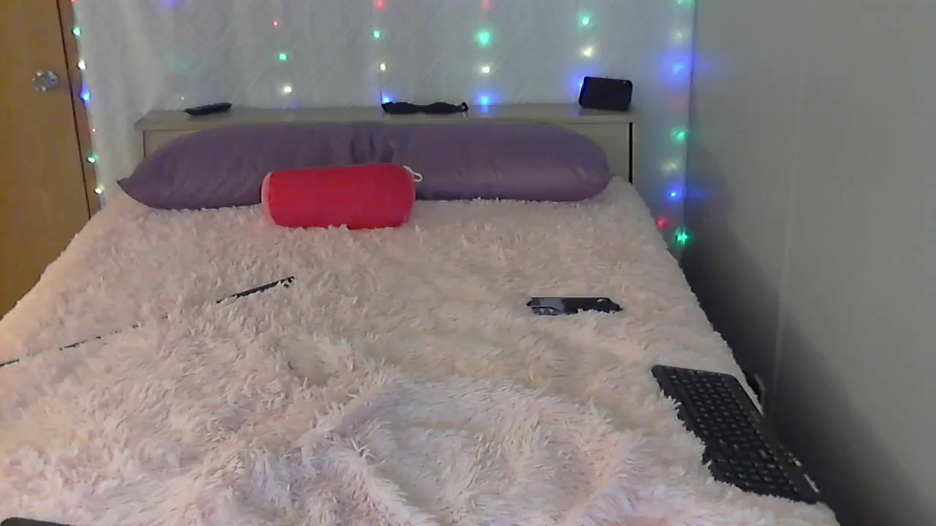Gallery image thumbnail from SouthernNsexi's myfreecams stream on, 05/21/2024, 14:45 image 14 of 20