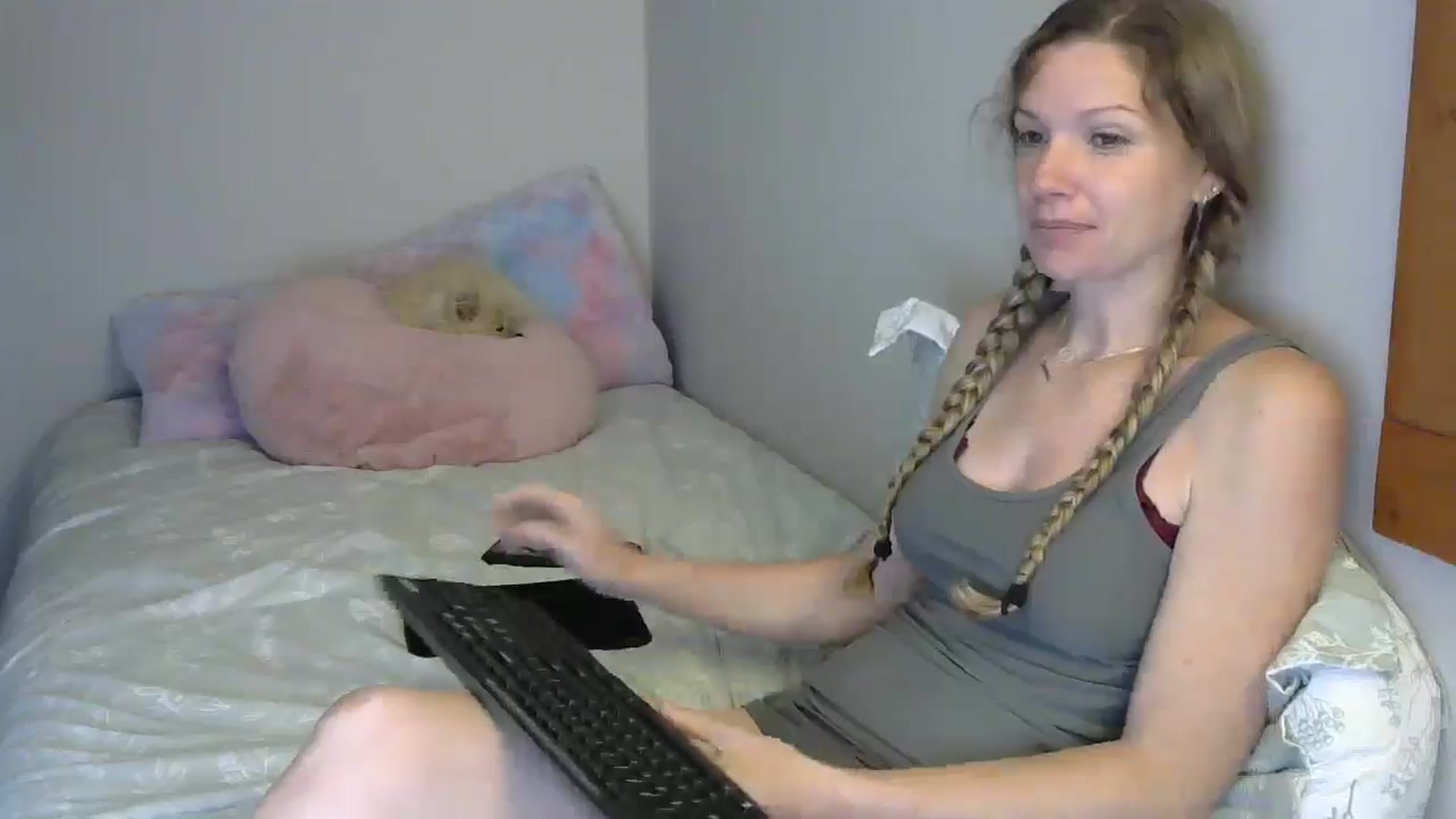 Gallery image thumbnail from SouthernNsexi's myfreecams stream on, 05/30/2024, 13:21 image 6 of 20