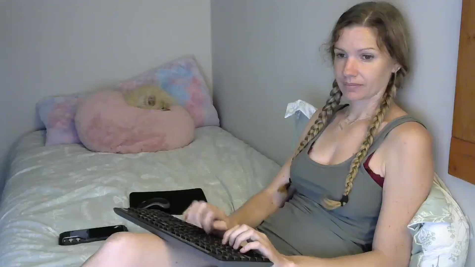 Gallery image thumbnail from SouthernNsexi's myfreecams stream on, 05/30/2024, 13:21 image 12 of 20
