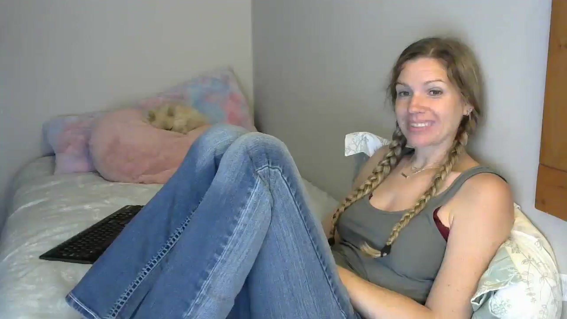 Gallery image thumbnail from SouthernNsexi's myfreecams stream on, 05/30/2024, 13:21 image 19 of 20