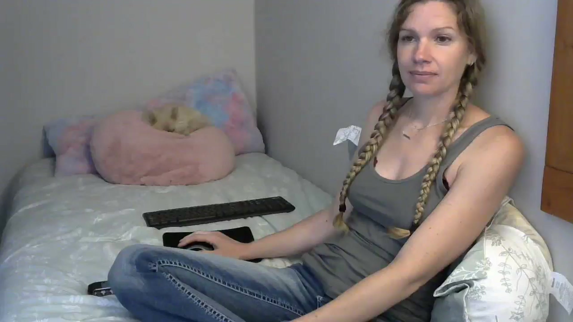 Gallery image thumbnail from SouthernNsexi's myfreecams stream on, 05/30/2024, 13:21 image 20 of 20