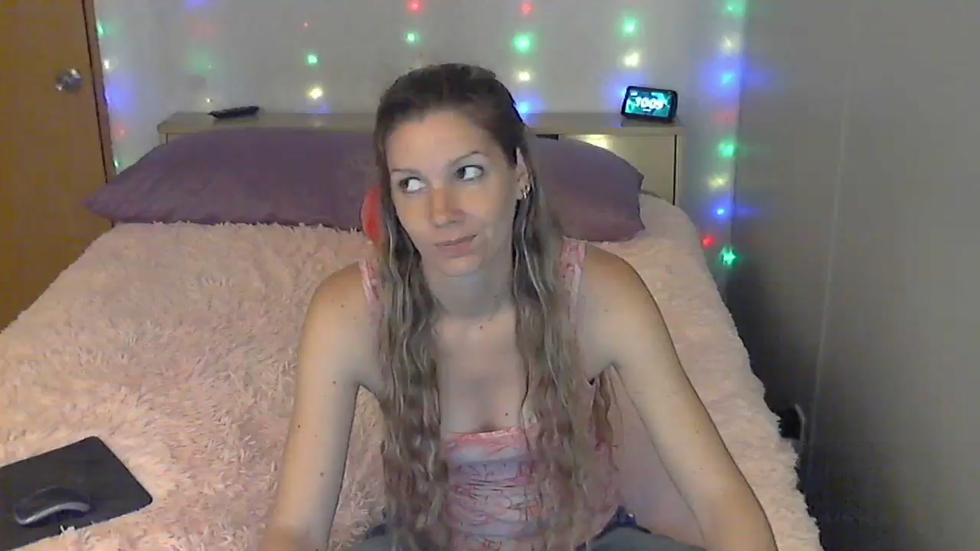 Gallery image thumbnail from SouthernNsexi's myfreecams stream on, 06/02/2024, 15:16 image 18 of 20