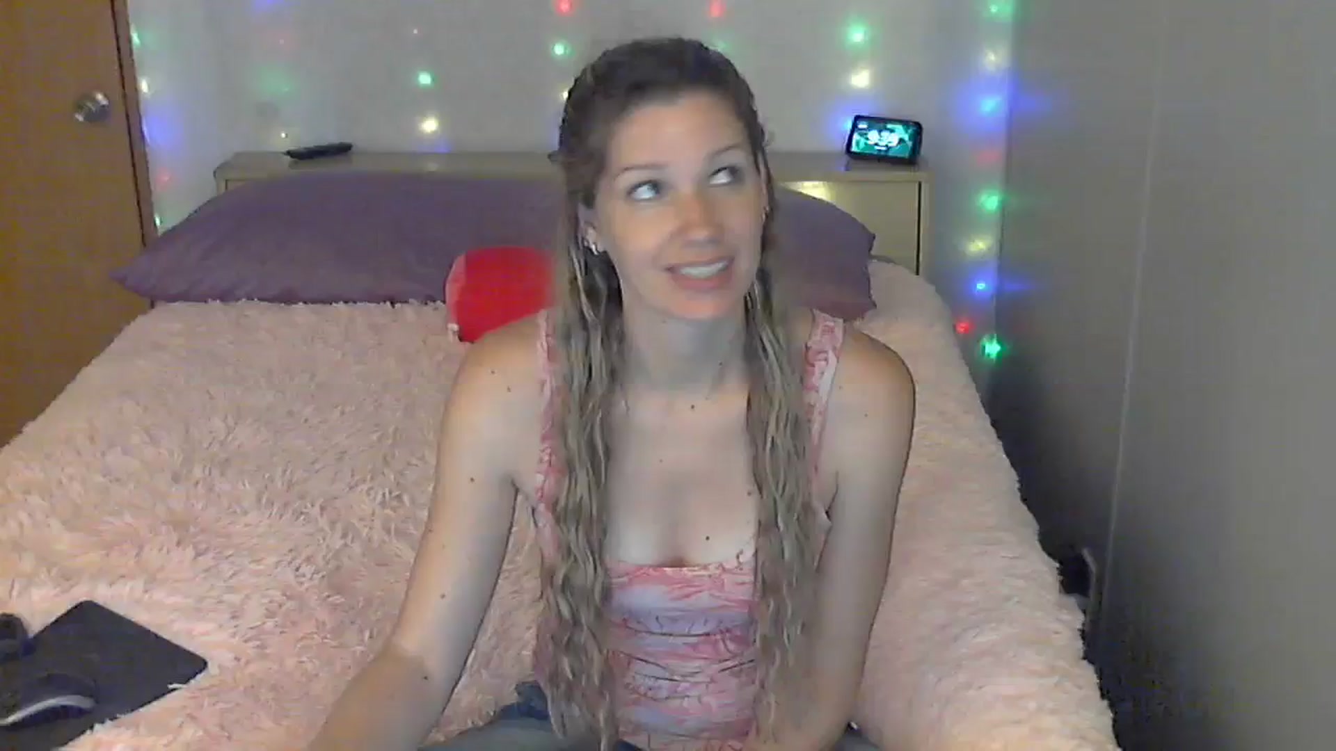 Gallery image thumbnail from SouthernNsexi's myfreecams stream on, 06/02/2024, 15:16 image 1 of 20