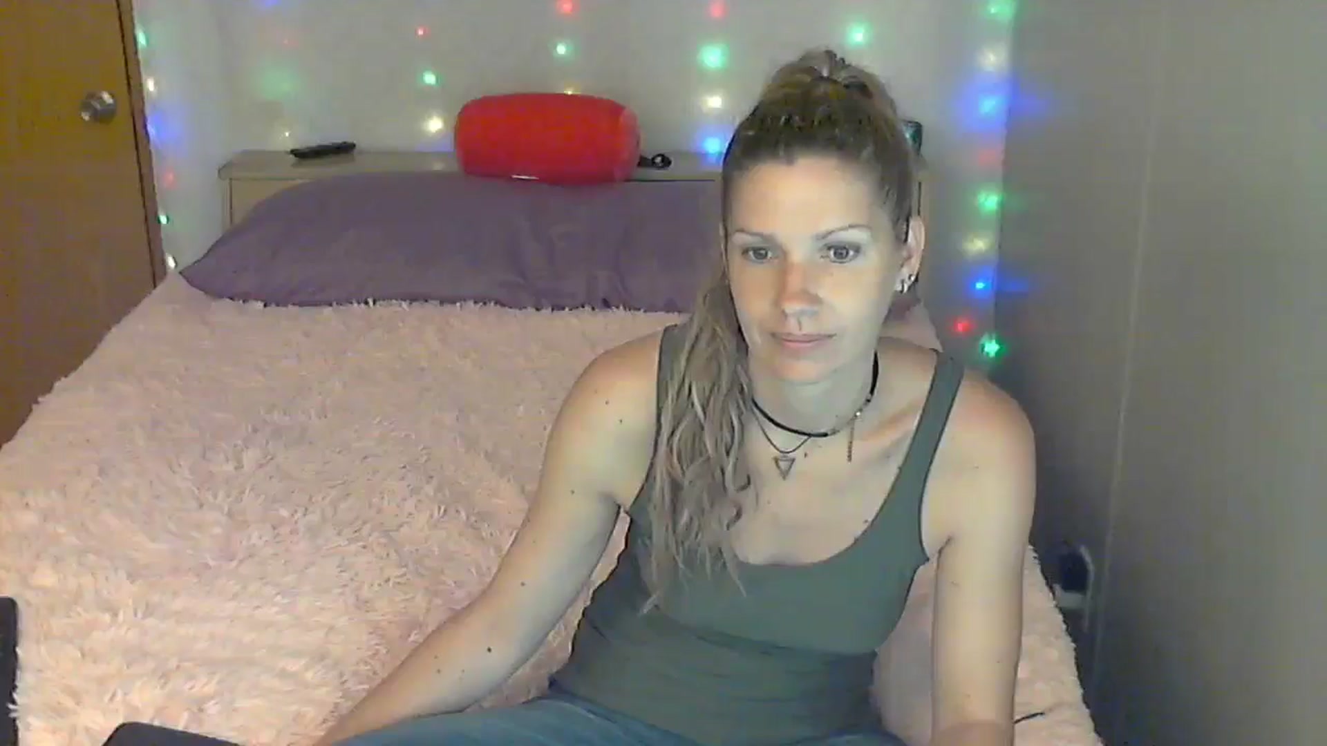 Gallery image thumbnail from SouthernNsexi's myfreecams stream on, 06/05/2024, 13:07 image 8 of 20
