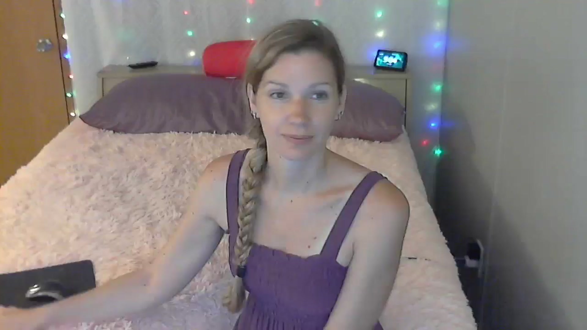 Gallery image thumbnail from SouthernNsexi's myfreecams stream on, 06/08/2024, 16:25 image 1 of 20