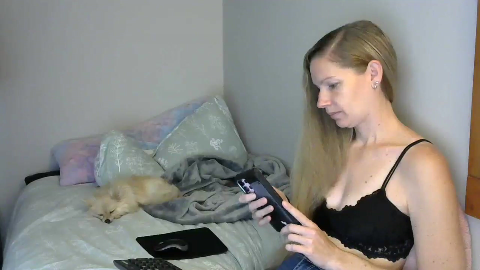 Gallery image thumbnail from SouthernNsexi's myfreecams stream on, 06/12/2024, 14:27 image 10 of 20