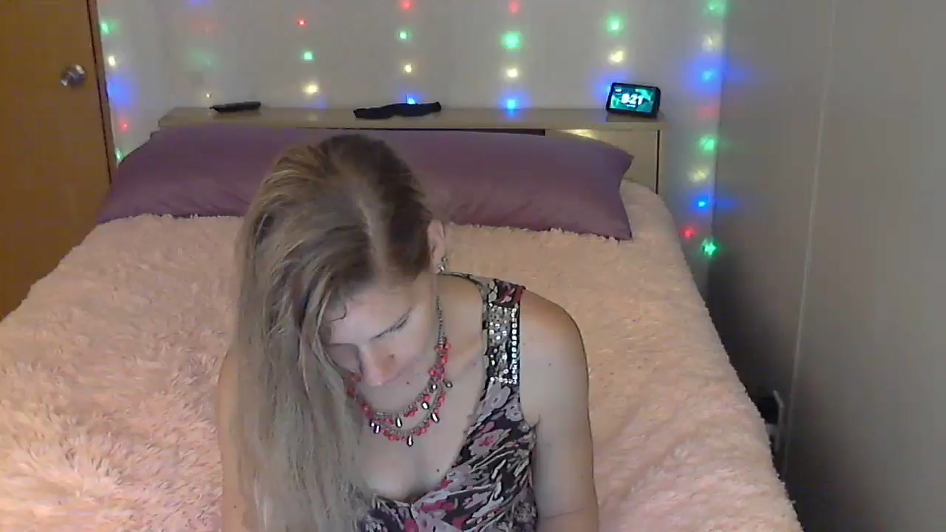 Gallery image thumbnail from SouthernNsexi's myfreecams stream on, 06/13/2024, 13:35 image 16 of 20