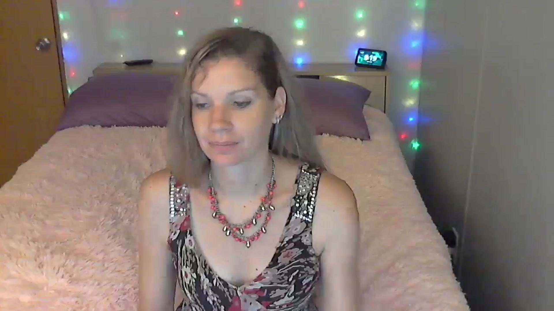 Gallery image thumbnail from SouthernNsexi's myfreecams stream on, 06/13/2024, 13:35 image 15 of 20