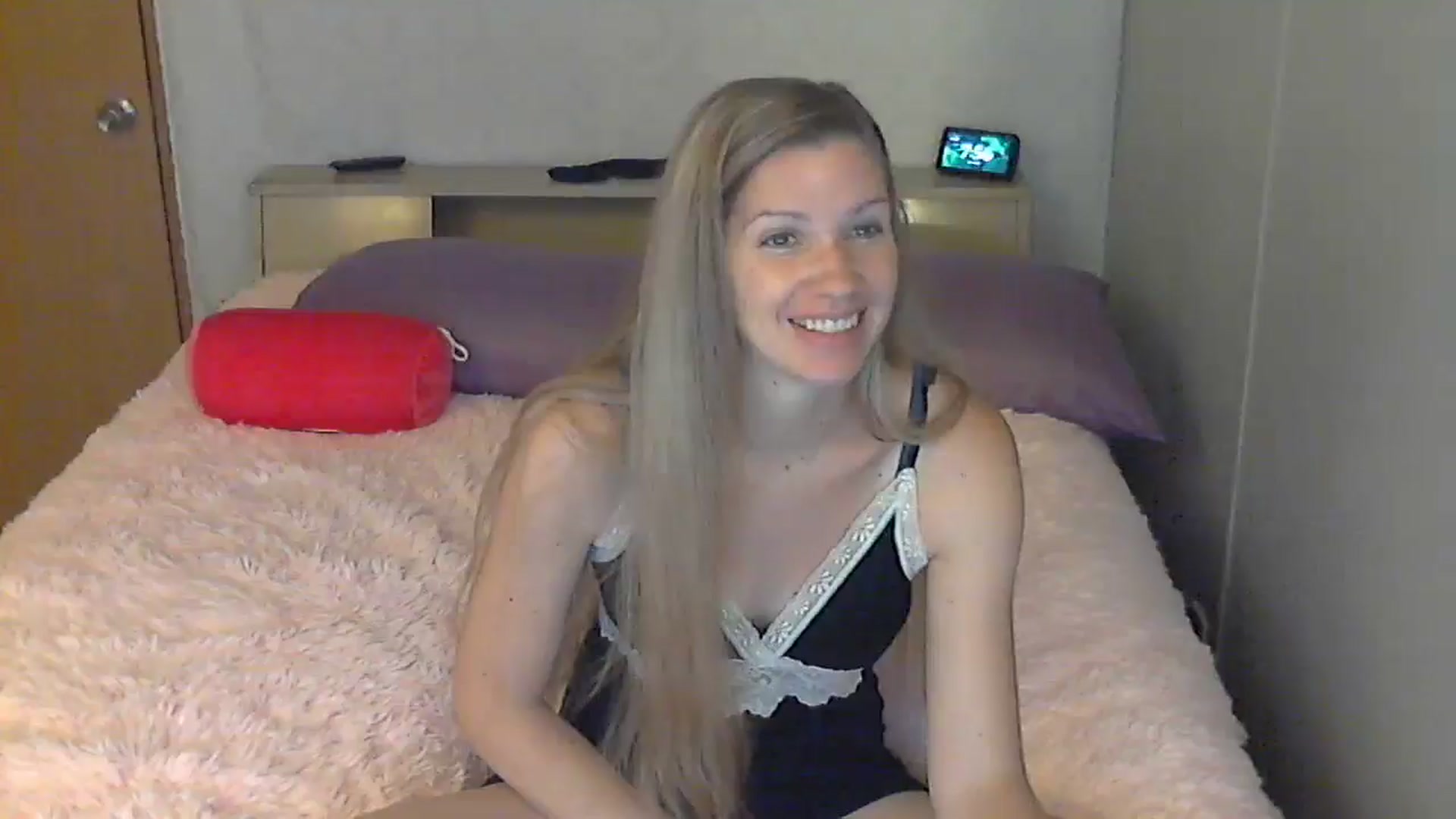 Gallery image thumbnail from SouthernNsexi's myfreecams stream on, 06/15/2024, 13:23 image 6 of 20