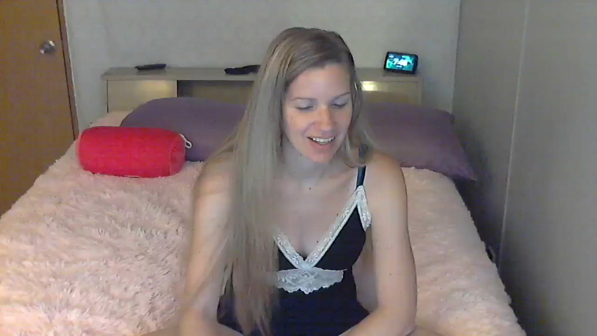 Gallery image thumbnail from SouthernNsexi's myfreecams stream on, 06/15/2024, 13:23 image 1 of 20