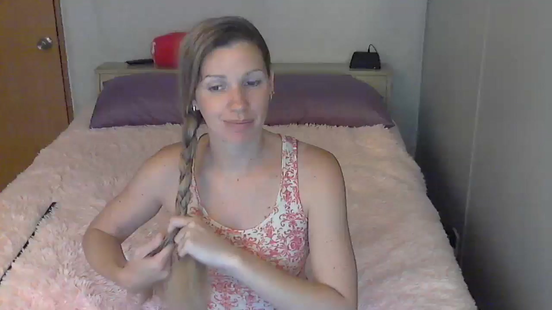 Gallery image thumbnail from SouthernNsexi's myfreecams stream on, 06/17/2024, 14:03 image 18 of 20