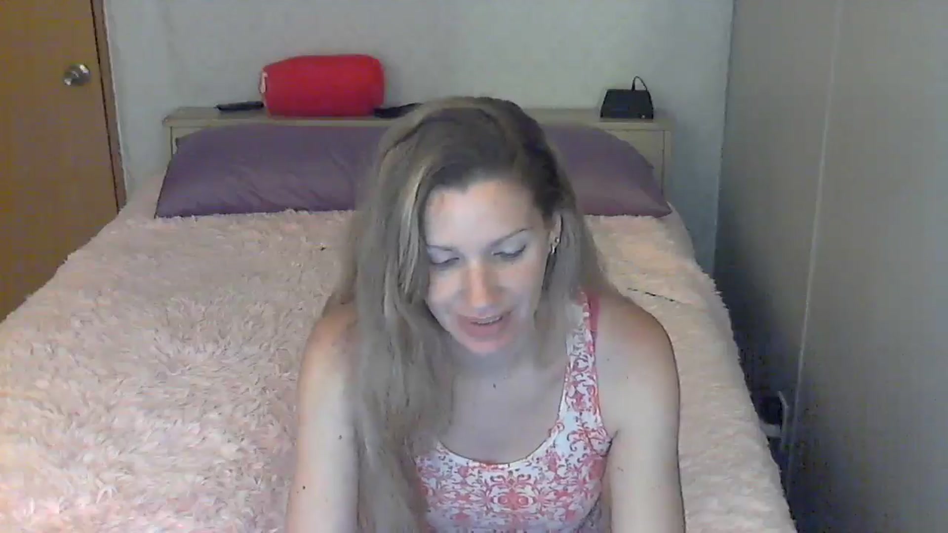 Gallery image thumbnail from SouthernNsexi's myfreecams stream on, 06/17/2024, 14:03 image 9 of 20