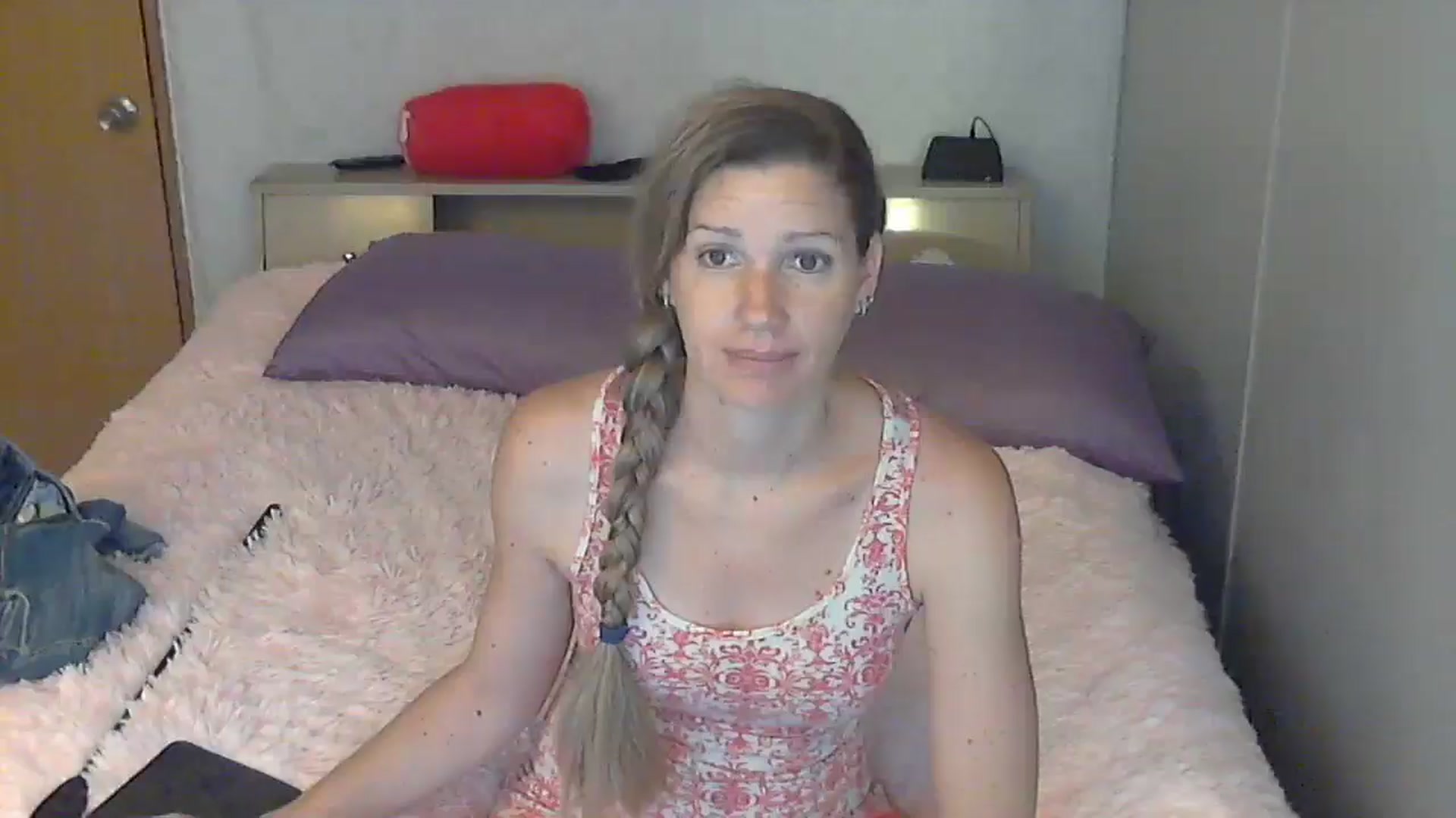 Gallery image thumbnail from SouthernNsexi's myfreecams stream on, 06/17/2024, 14:25 image 5 of 20