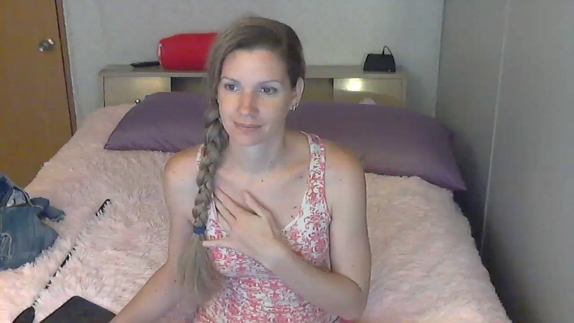 Gallery image thumbnail from SouthernNsexi's myfreecams stream on, 06/17/2024, 14:25 image 11 of 20
