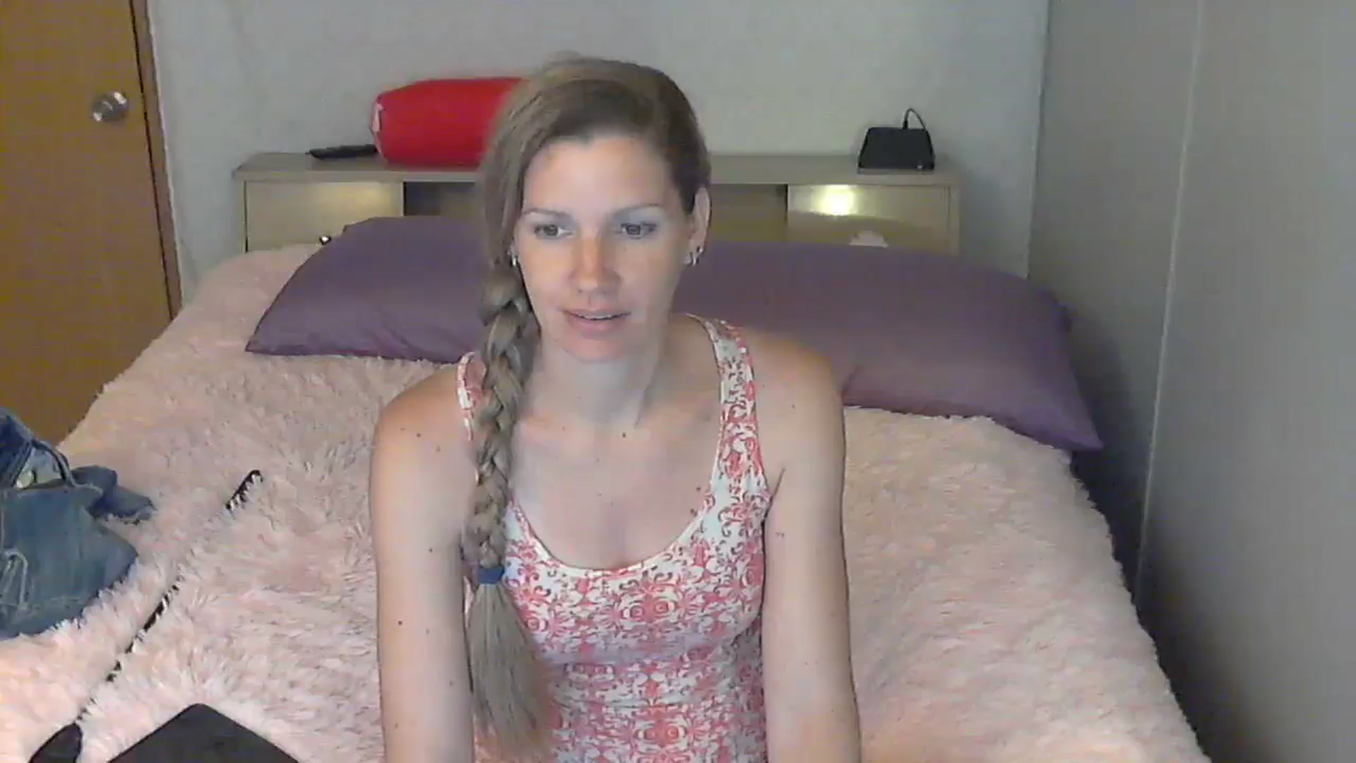 Gallery image thumbnail from SouthernNsexi's myfreecams stream on, 06/17/2024, 14:25 image 15 of 20