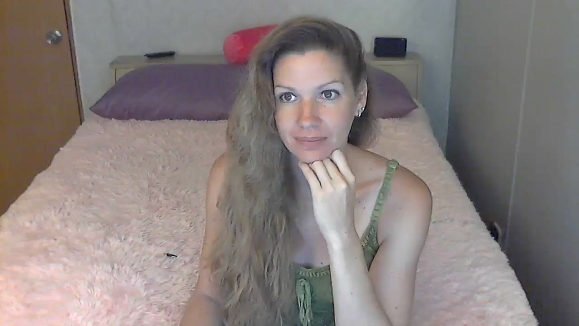 Gallery image thumbnail from SouthernNsexi's myfreecams stream on, 06/22/2024, 12:55 image 7 of 20