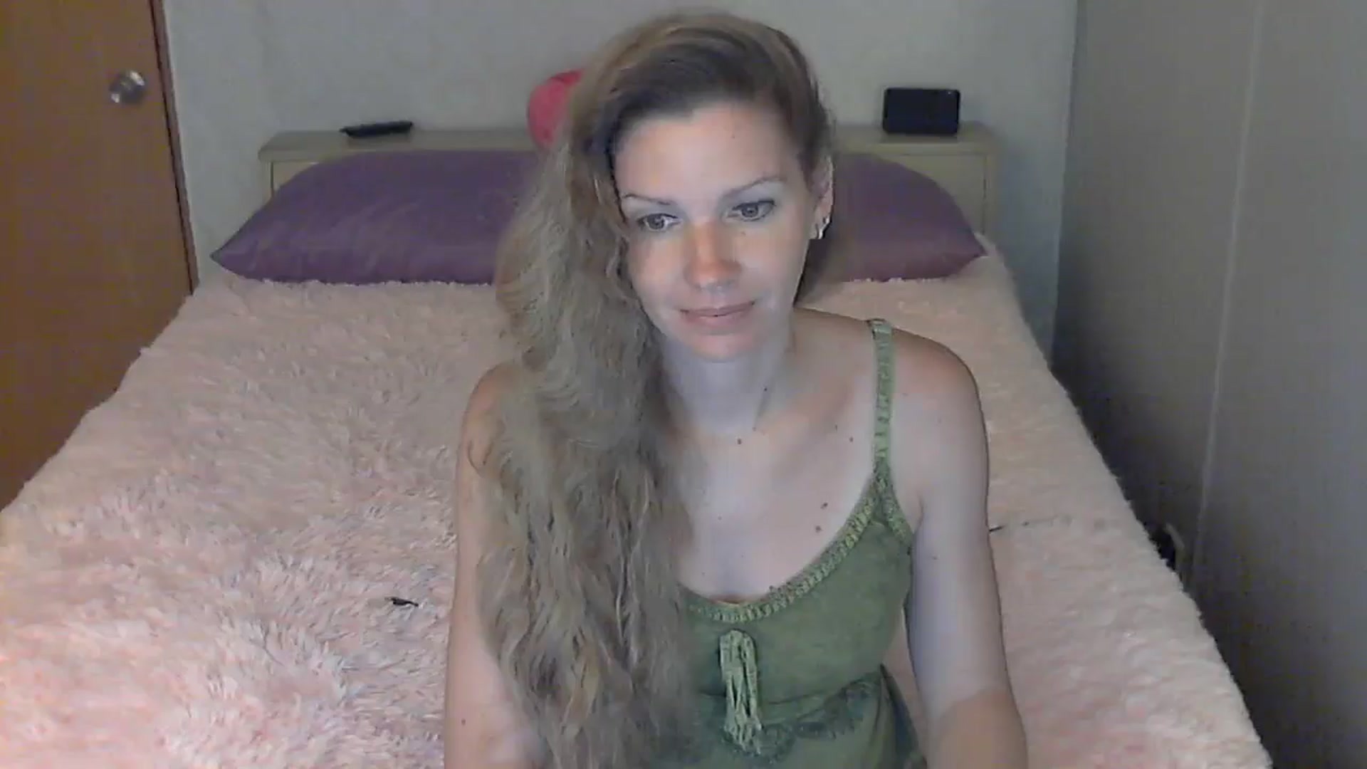Gallery image thumbnail from SouthernNsexi's myfreecams stream on, 06/22/2024, 12:55 image 4 of 20