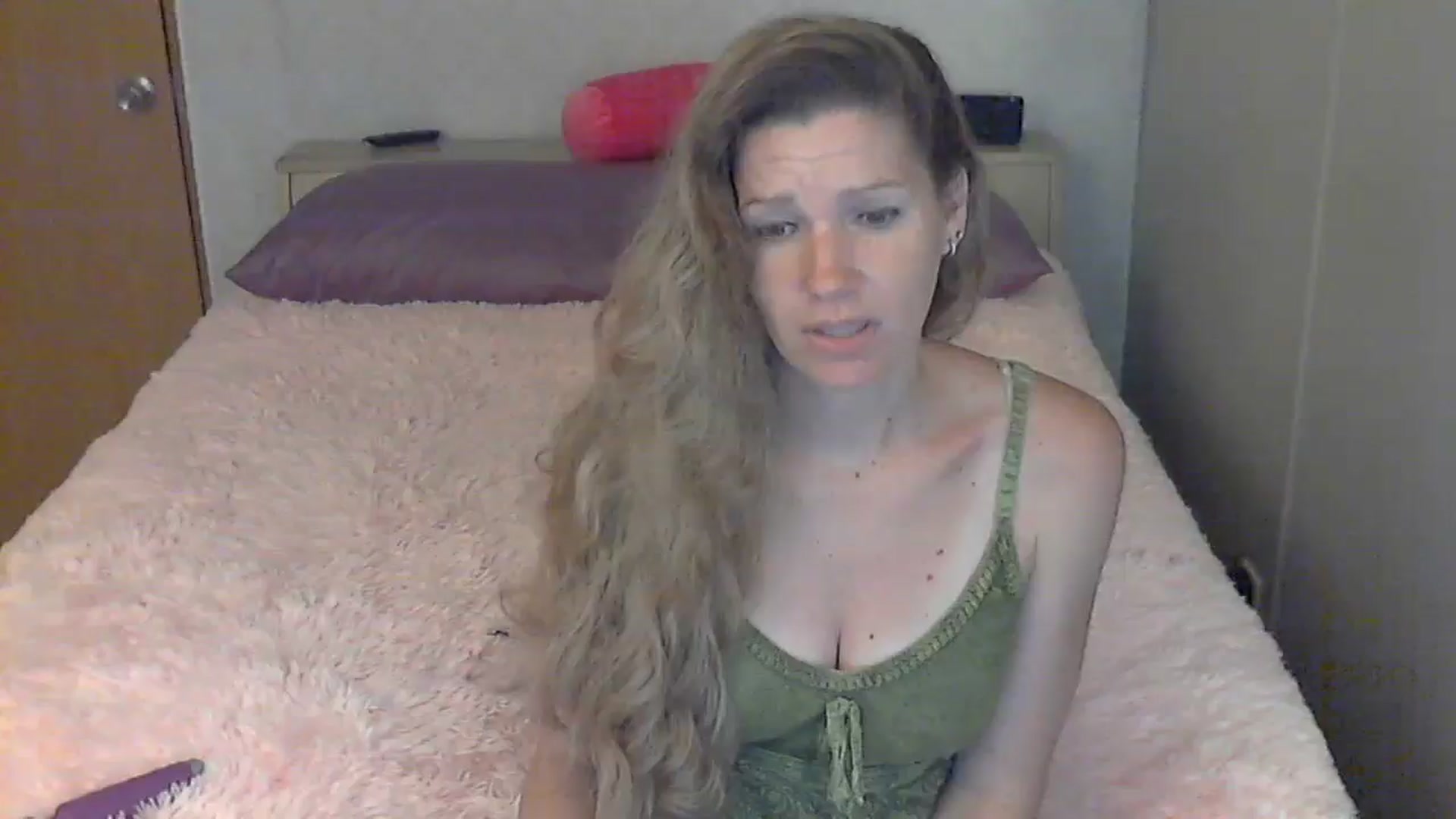Gallery image thumbnail from SouthernNsexi's myfreecams stream on, 06/22/2024, 12:55 image 20 of 20