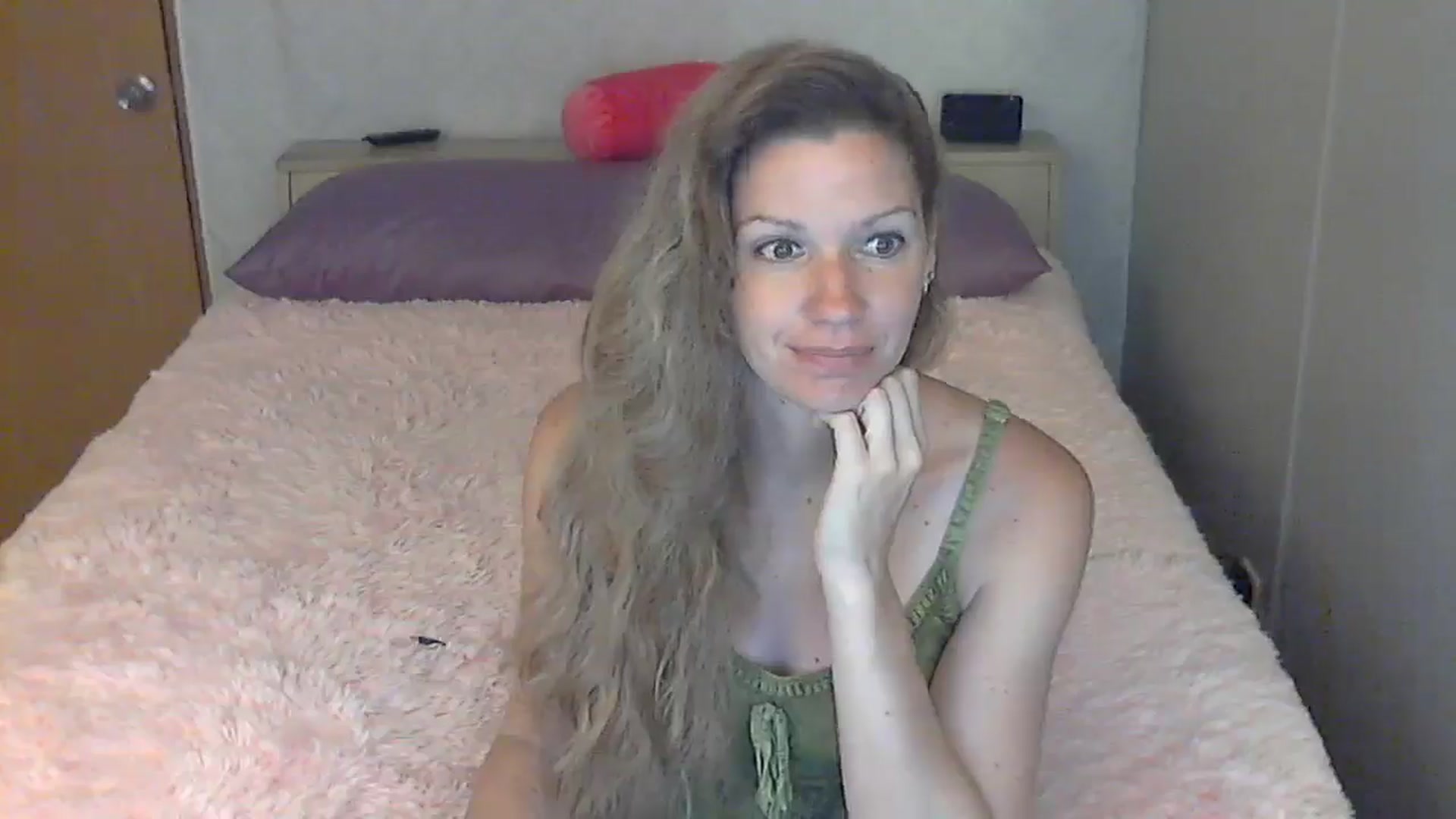 Gallery image thumbnail from SouthernNsexi's myfreecams stream on, 06/22/2024, 12:55 image 5 of 20