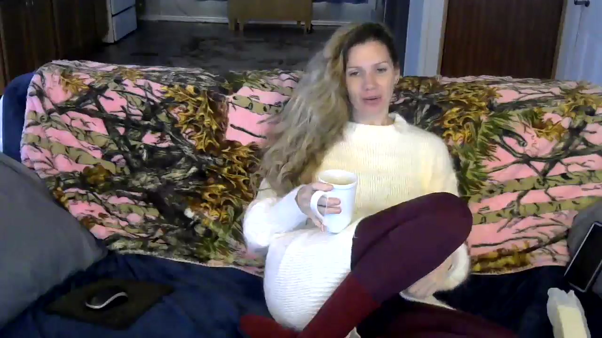 Gallery image thumbnail from SouthernNsexi's myfreecams stream on, 11/24/2024, 14:52 image 6 of 20