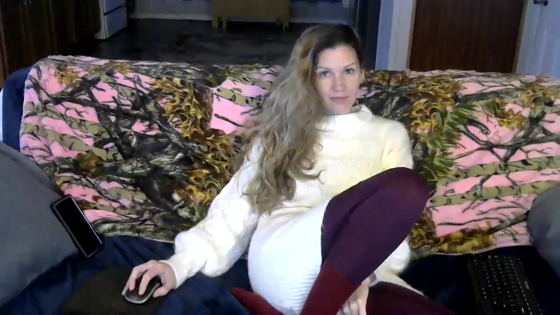 Gallery image thumbnail from SouthernNsexi's myfreecams stream on, 11/24/2024, 14:52 image 1 of 20