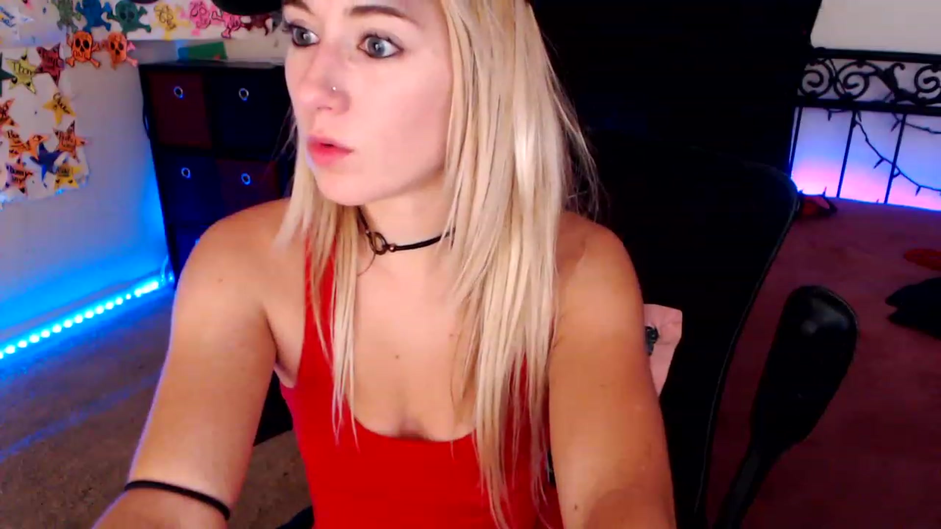 Gallery image thumbnail from SouthernSkye's myfreecams stream on, 12/01/2022, 10:16 image 8 of 20