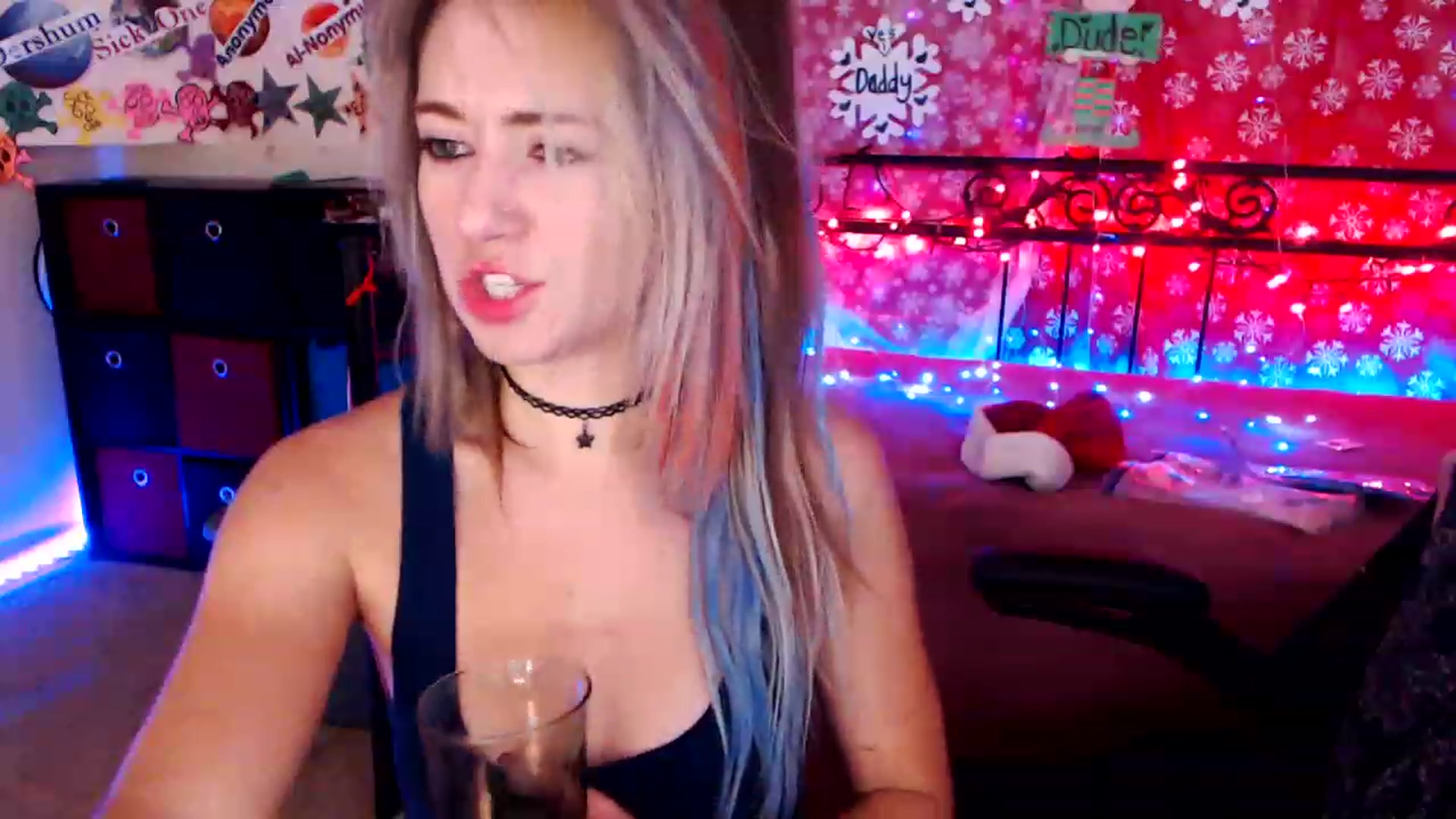 Gallery image thumbnail from SouthernSkye's myfreecams stream on, 12/08/2022, 09:26 image 16 of 20