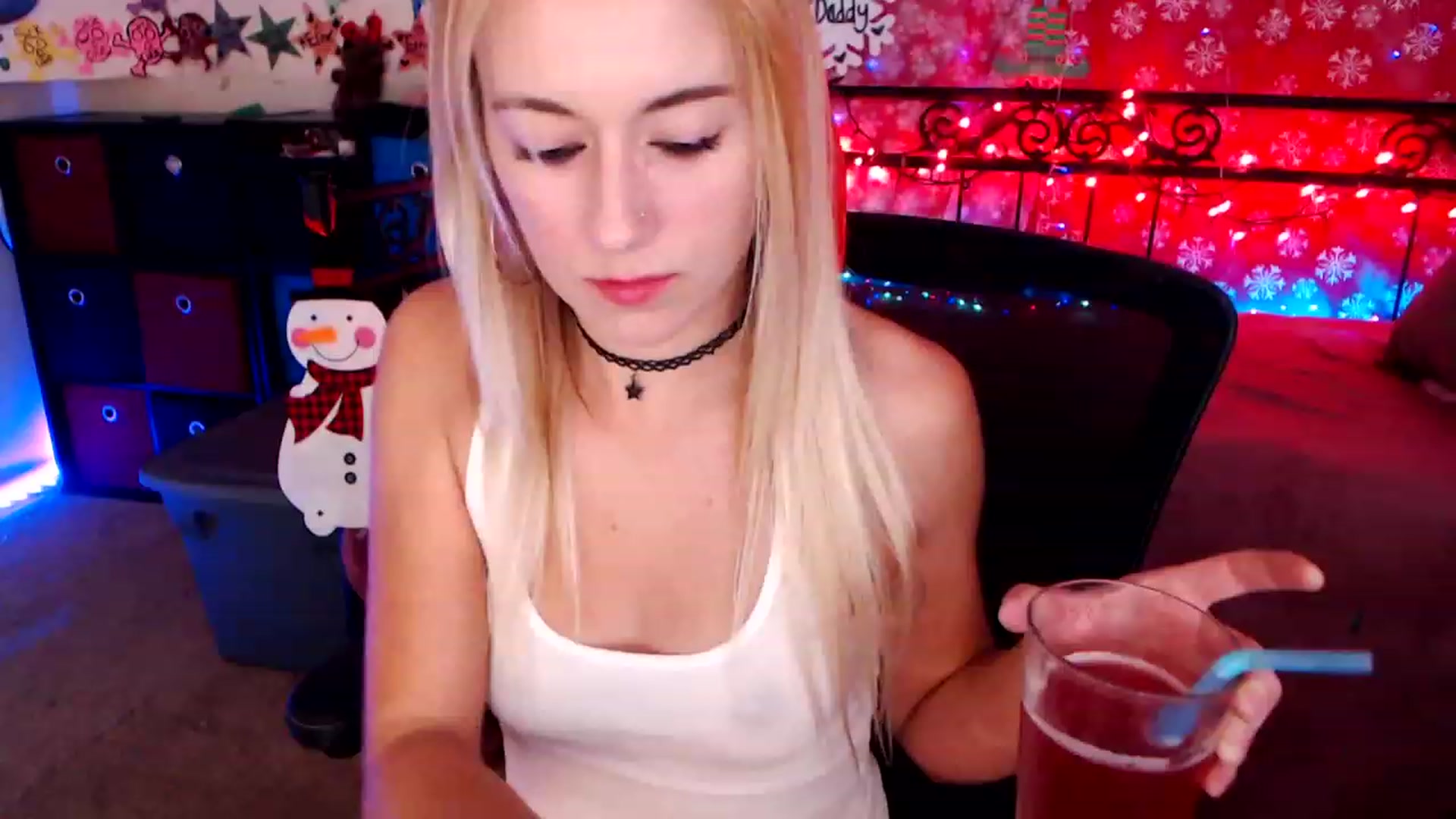 Gallery image thumbnail from SouthernSkye's myfreecams stream on, 12/09/2022, 06:22 image 3 of 20